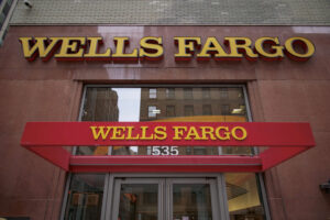 Wells Fargo Wants to Privatize USPS. We Should Dismantle the Mega Bank Instead. 3