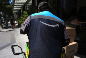 Amazon Drivers Take 45 Days to Earn What the Company’s Union Buster Earned in 1 15